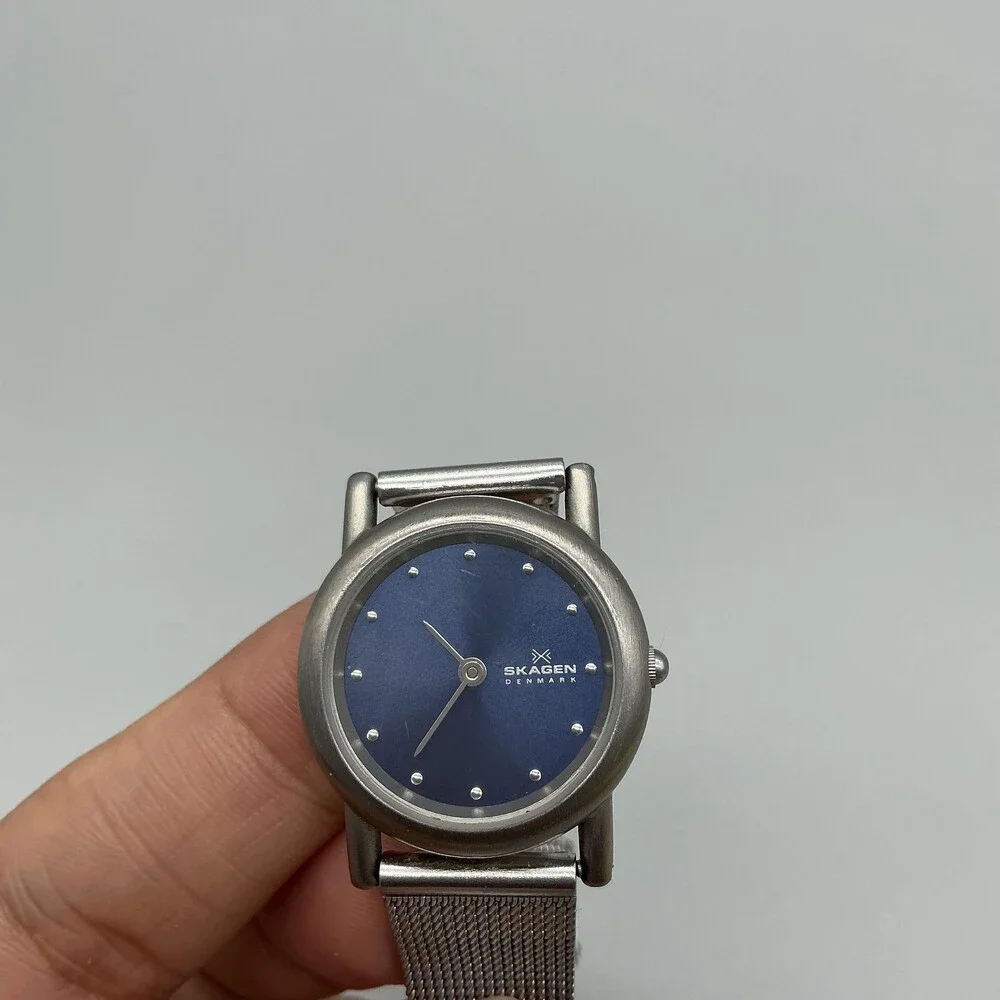 Skagen P85SN Womens Watch 24mm Blue Dial Silver Tone Denmark New Battery